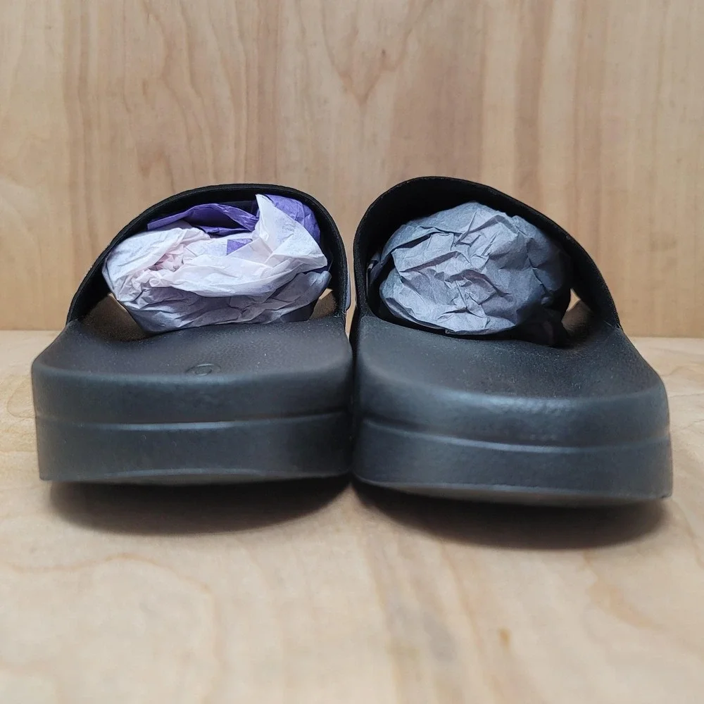 adidas adilette slides